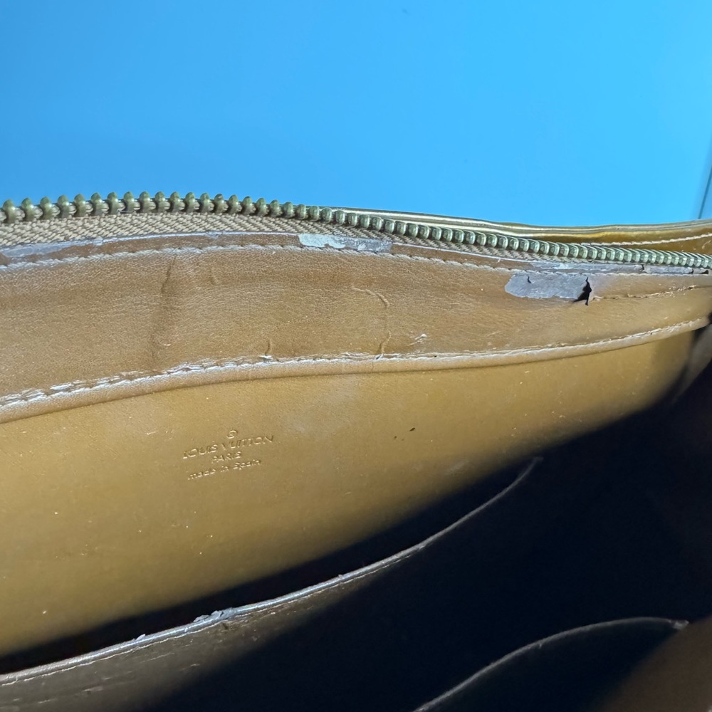 Authentic Louis Vuitton vernis Columbus tote - Picture 13 of 16